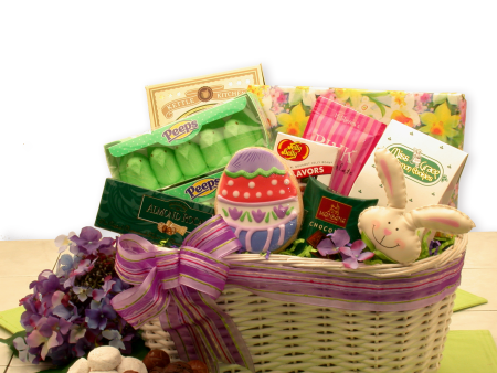 A taste of Spring Gourmet Gift Basket For Sale