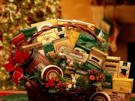 Grand Gatherings Holiday Gourmet Gift Basket - Large Sale